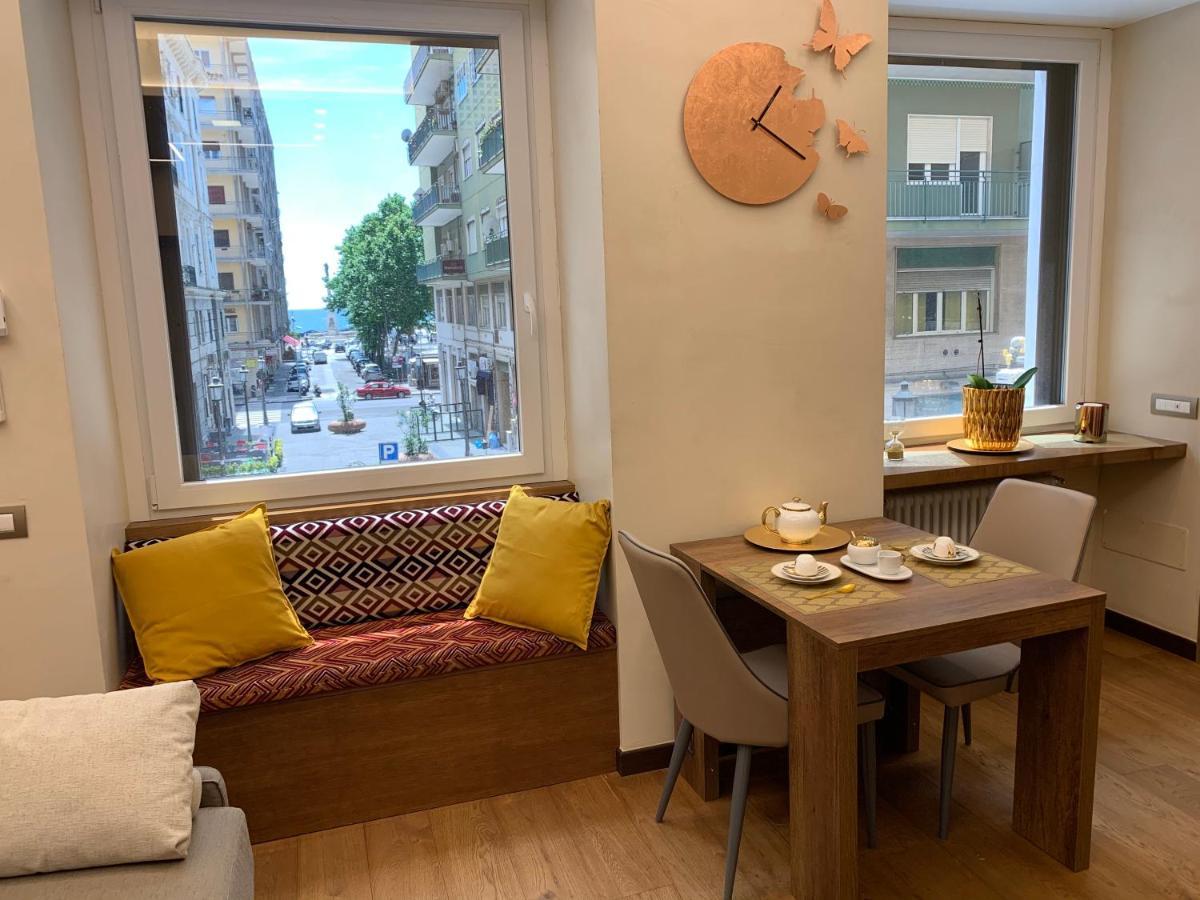 Civico Cinque Home Luxury Apartment Salerno Exterior foto
