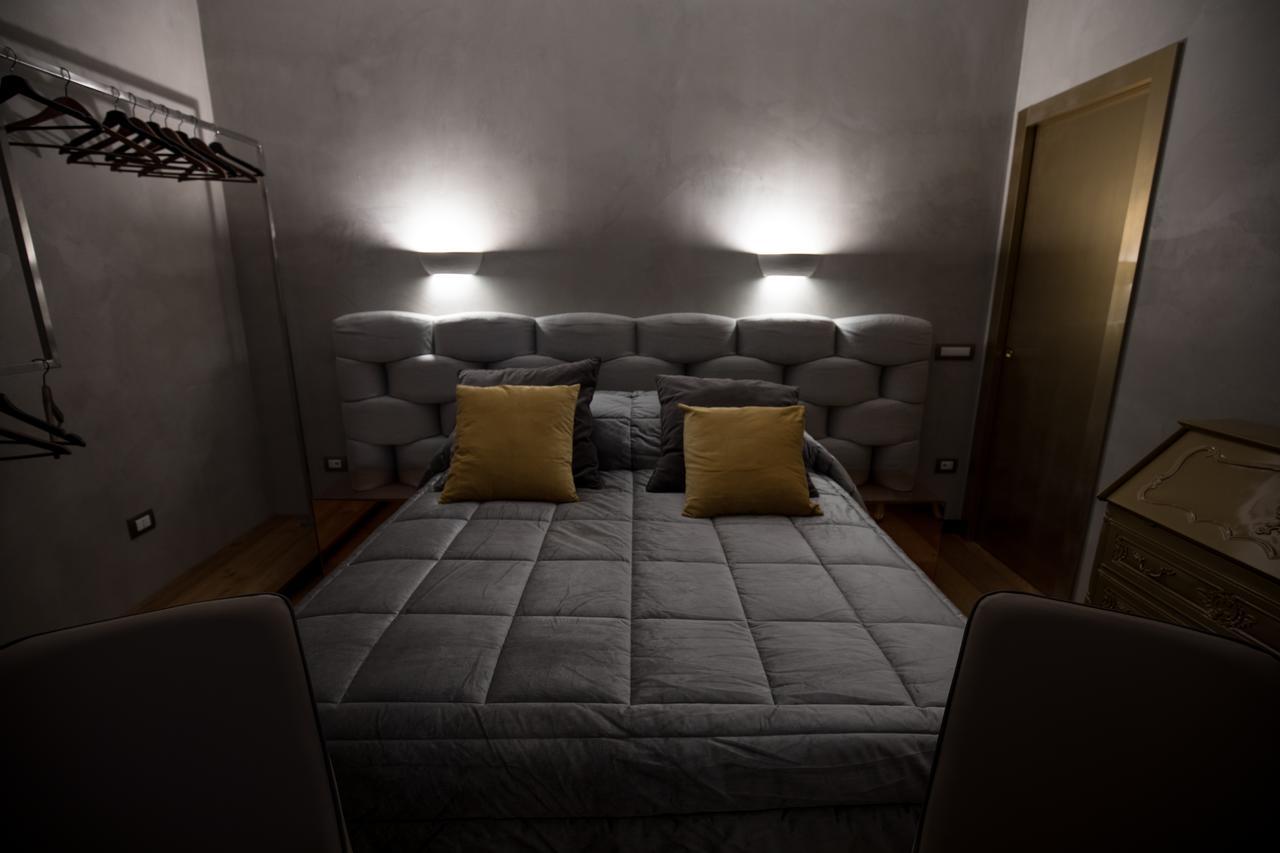 Civico Cinque Home Luxury Apartment Salerno Exterior foto